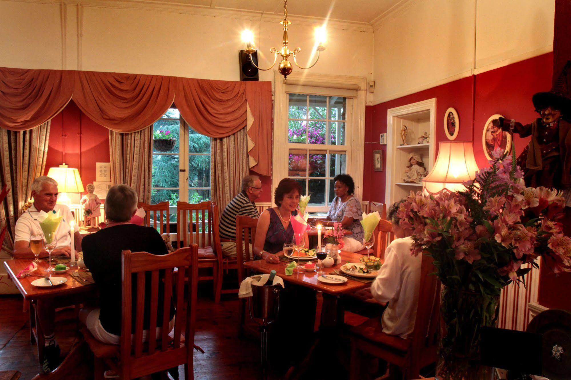 Shamrock Arms Guest alojamiento Waterval Boven Exterior foto